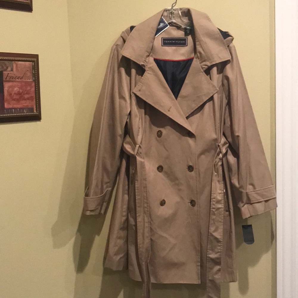 Tommy Hilfiger Trench Coat